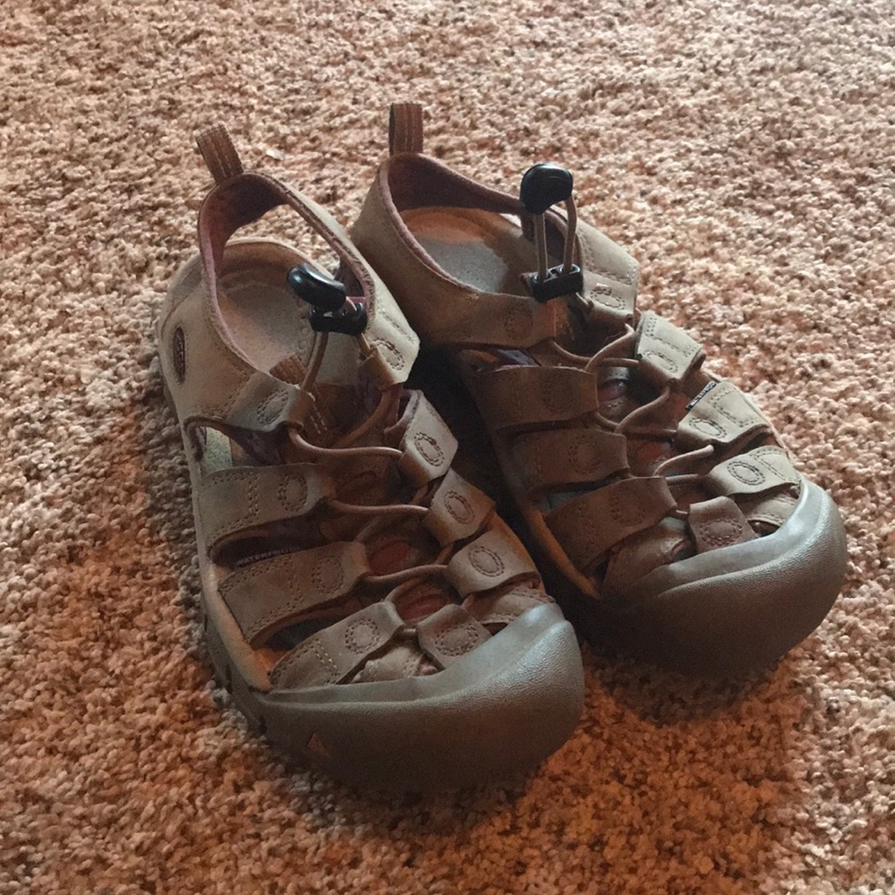 Keen rock climbers sandals